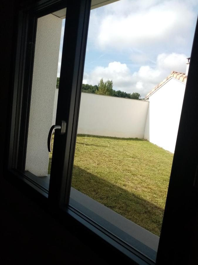 Bed and Breakfast Un Air De Campagne Montauban Exterior foto