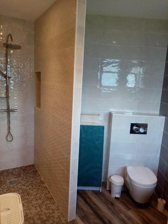 Bed and Breakfast Un Air De Campagne Montauban Exterior foto